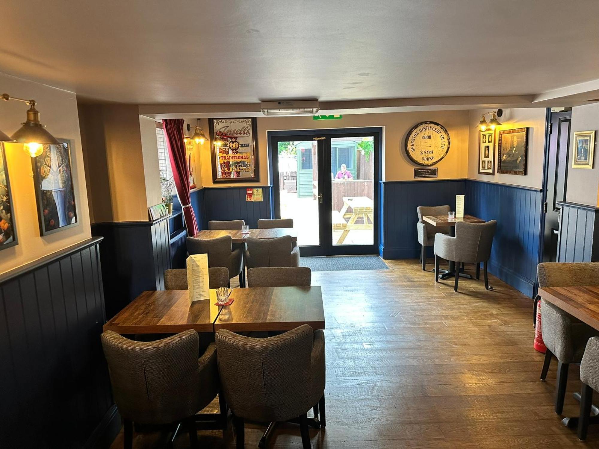 The Prince Albert Pub & Hotel ويندسور المظهر الخارجي الصورة